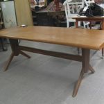 562 4326 COFFEE TABLE